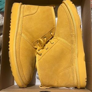 UGG neumel boots